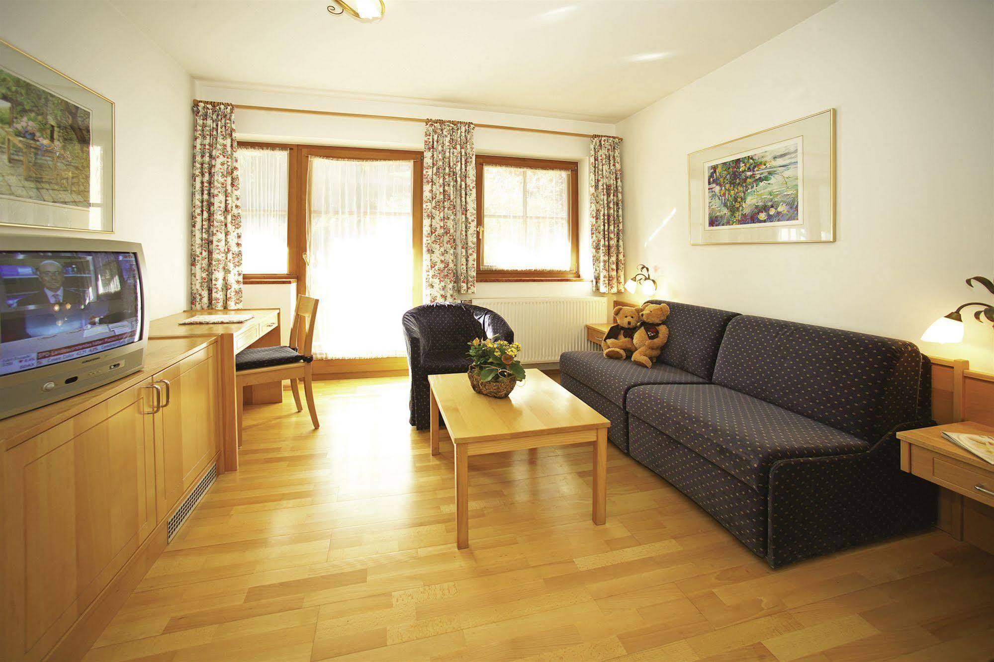 Hotel Stadt Wien Zell am See Extérieur photo